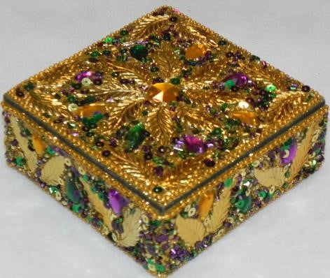 4" Square Gold Jeweled Box w Lid